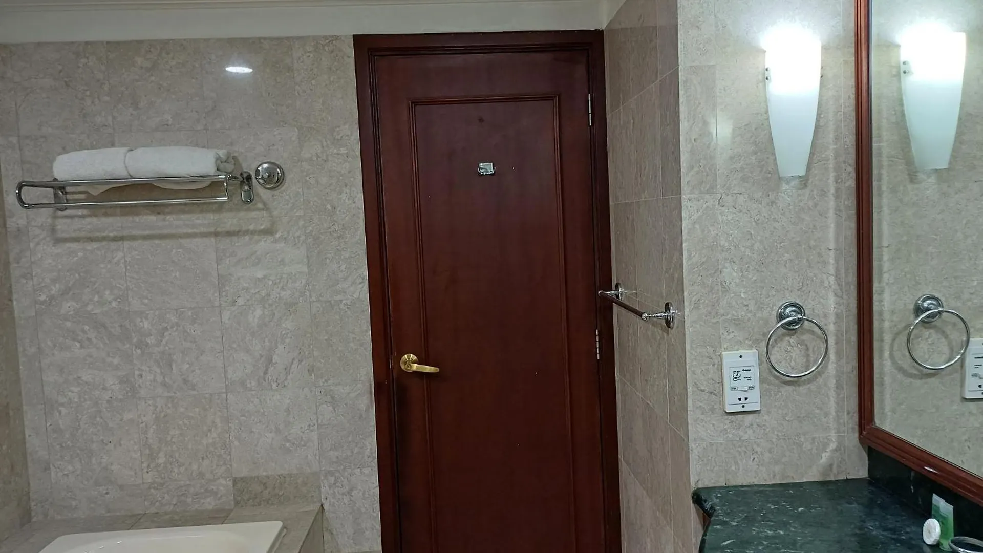 Kl Cozy Faiza Apartment Berjaya Times Square
